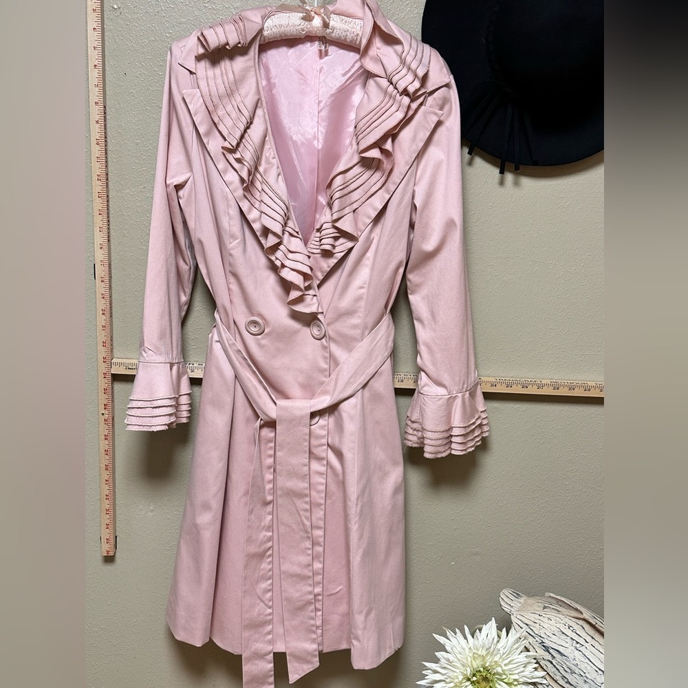 Lapis Coat with Ruffles Medium Pink